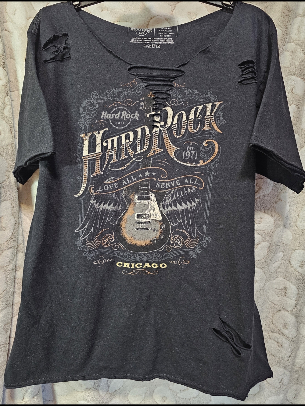 Hard Rock Cafe Black Short-Sleeve Distressed Graphic Tee